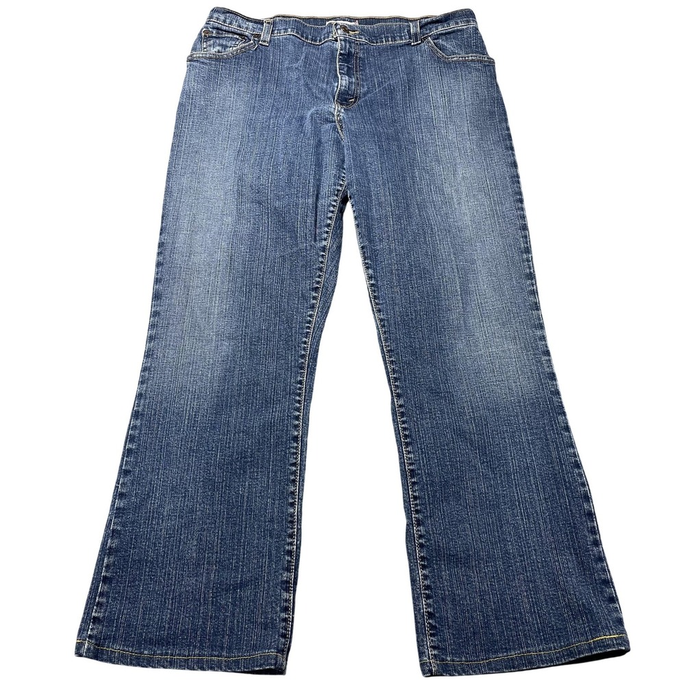Levis Jeans Womens 16S Blue Medium Wash Mid Rise Bootcut Stretch Denim 34x28